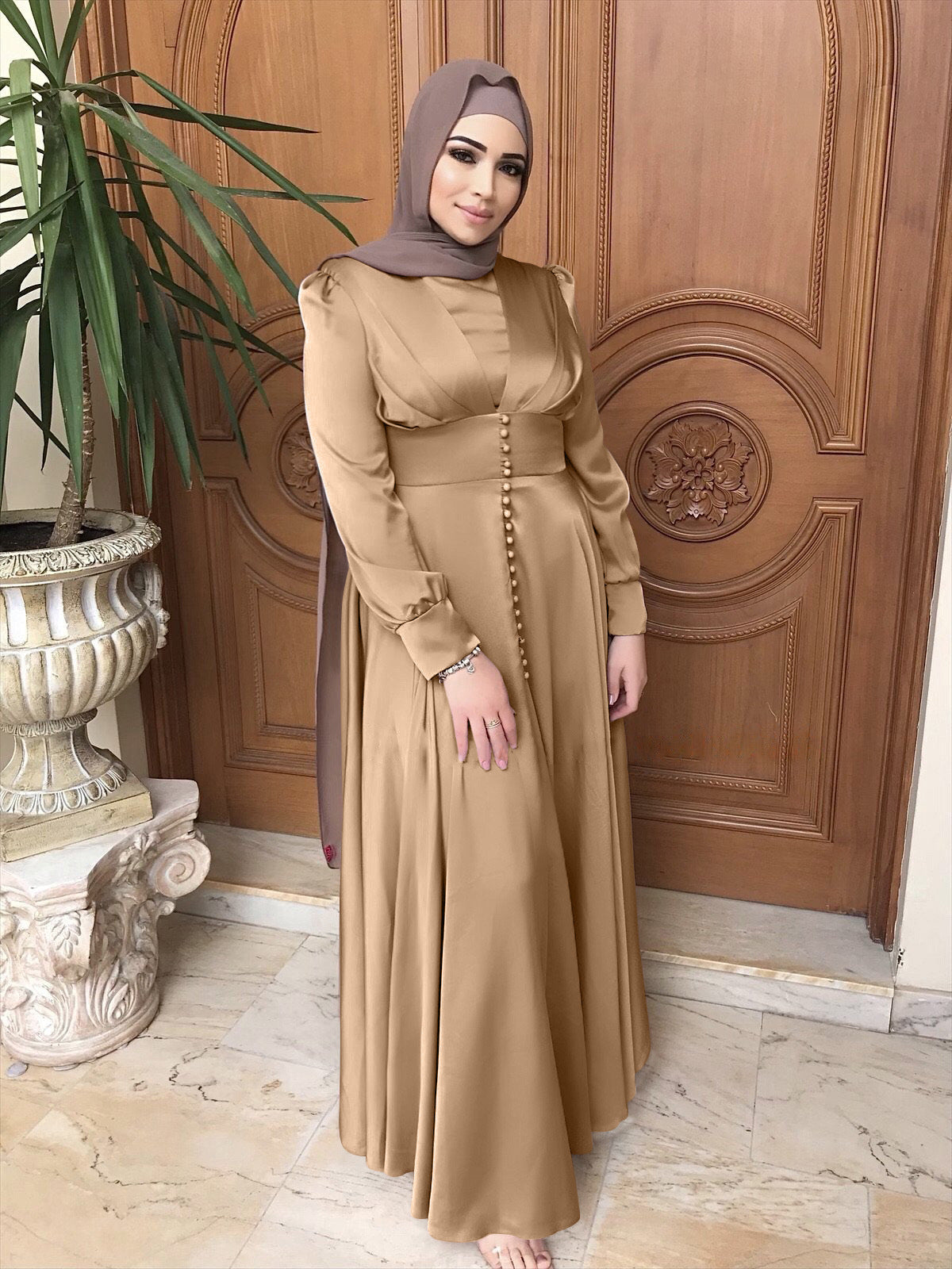 Modern Beaded Muslim Abayas for Summer: Style & Elegance